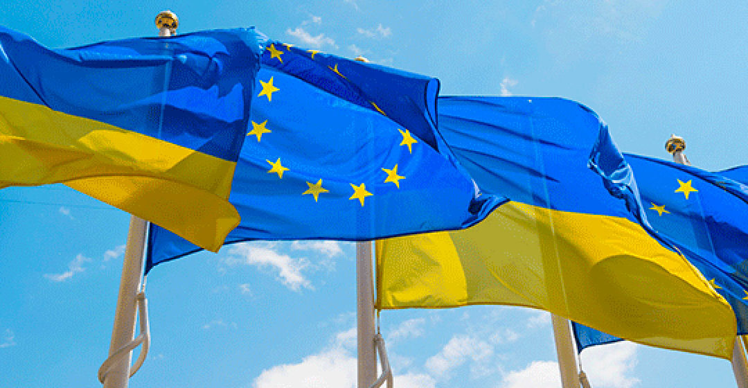 drapeaux-ukrainien-europeen